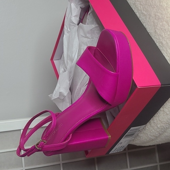 Vince Camuto Women's Pendry Platform Heel Sandal Wedge - Picture 11 of 14